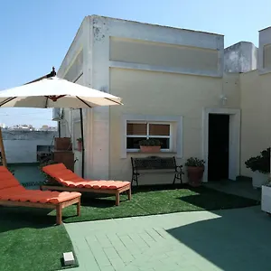 apartamento-con-terraza-jerez-de-la-frontera.hotelsincadiz.net/