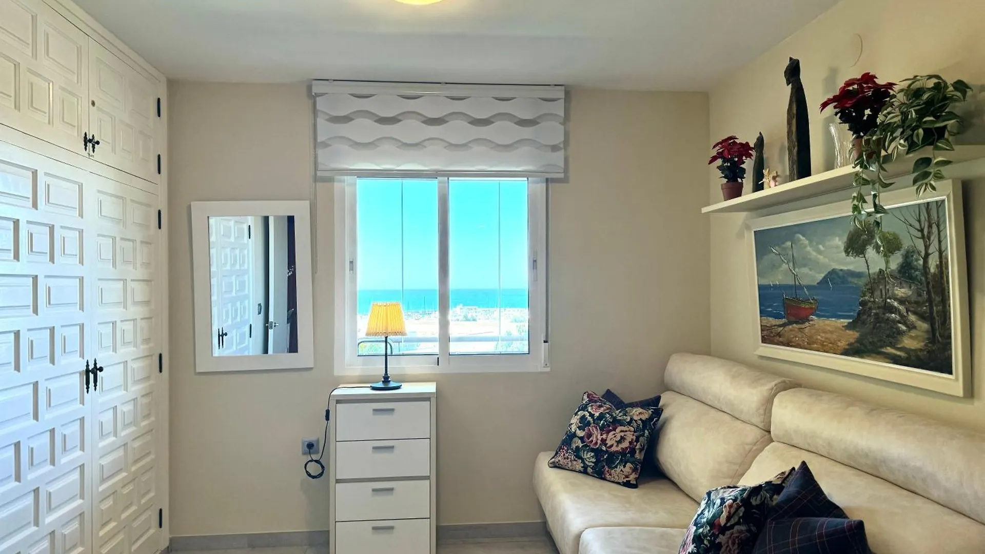 Amplia Terraza Con Maravillosas Vistas Muy Cerca De La Playa Torremolinos Apartment