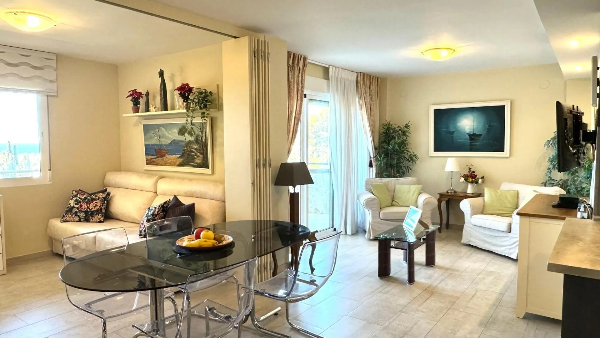 Apartment Amplia Terraza Con Maravillosas Vistas Muy Cerca De La Playa Torremolinos Spain